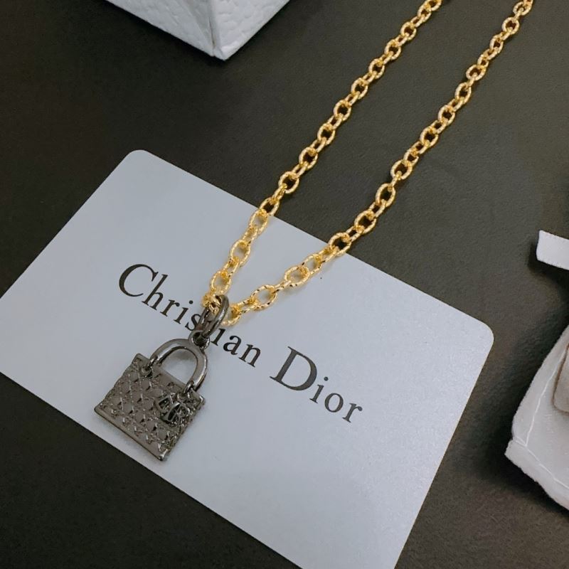 chr1st1an D10r necklaces